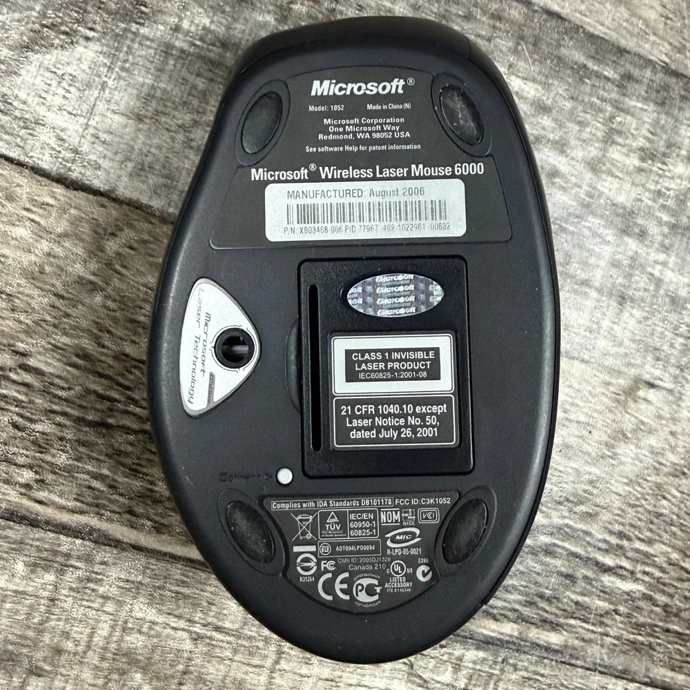 Microsoft Wireless Laser Mouse 6000 Model 1052 Silver Black with Receiver Box